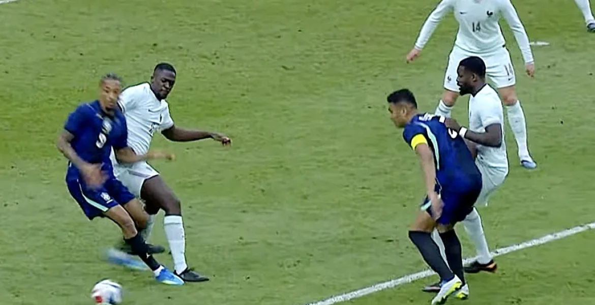 Brasil perde para França mesmo com um a mais e expõe fragilidades no ataque