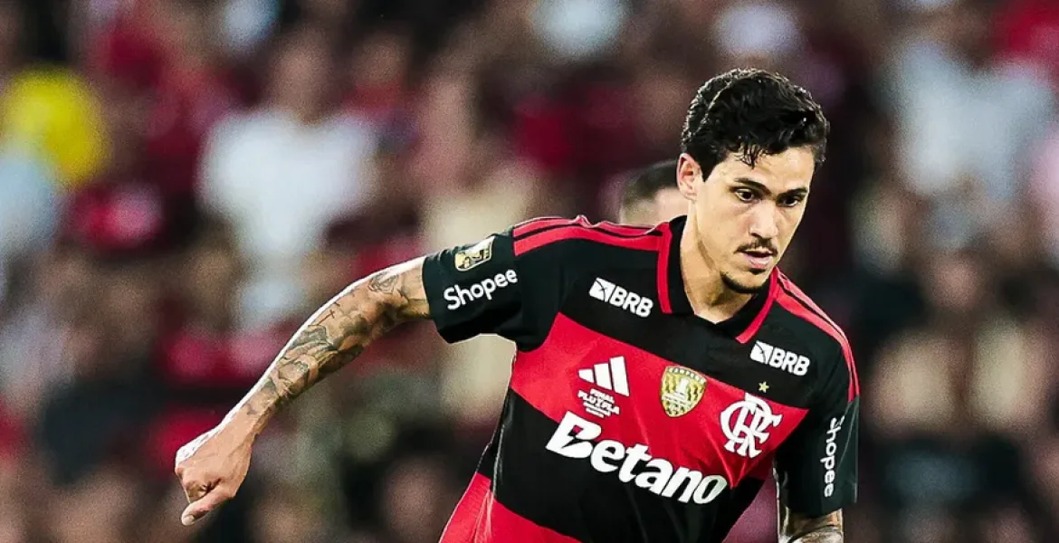 Flamengo vence Fla-Flu com autoridade, provoca rival e tem noite histórica de Pedro